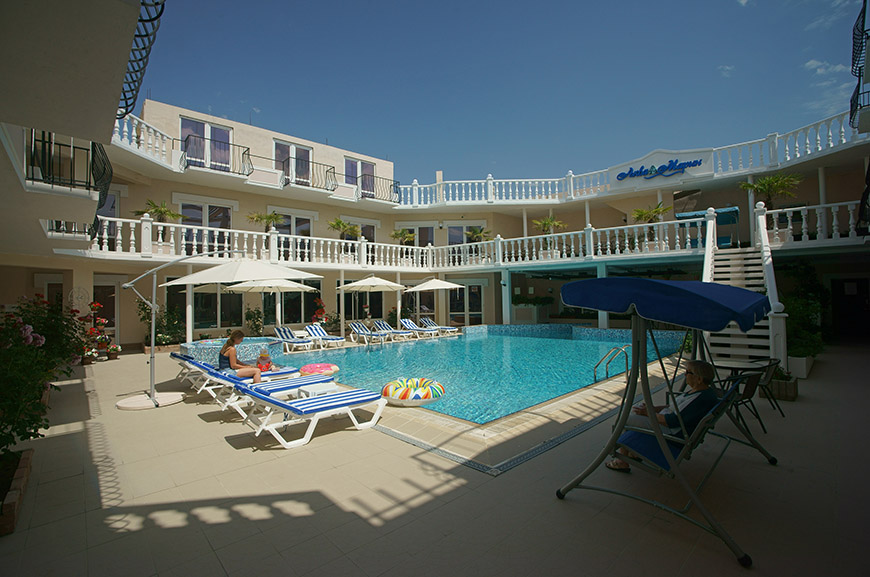 АкваМарин - отдых с бассейном